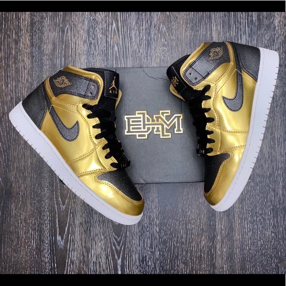 nike air jordan 1 retro high bhm